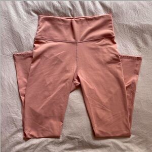 🍑 Fabletics Peach Leggings